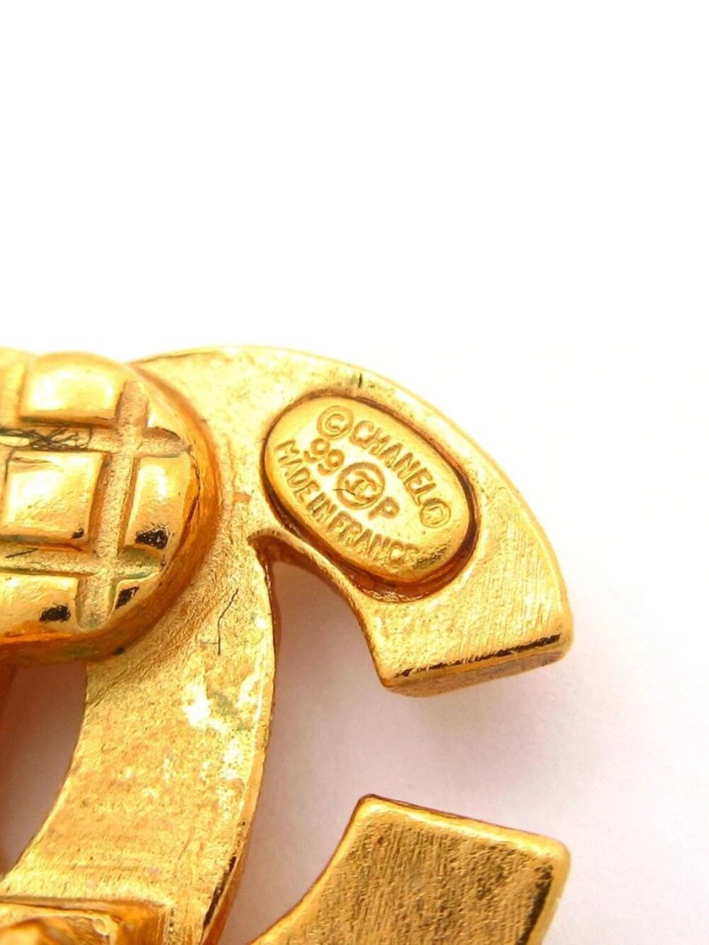 CHANEL Gold Hardware Clip On Earrings - Picture 5 of 5